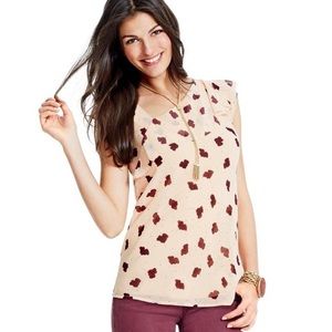CAbi ruffle top NWT sz. M